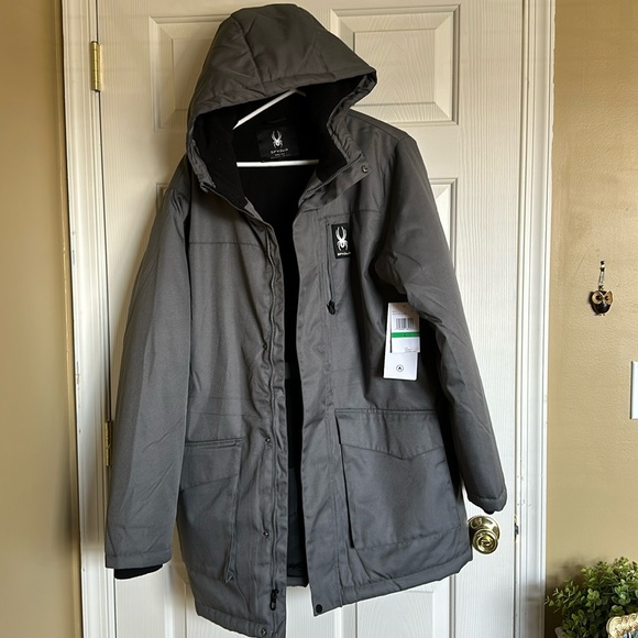 Brand new Men's Spyder ski jacket